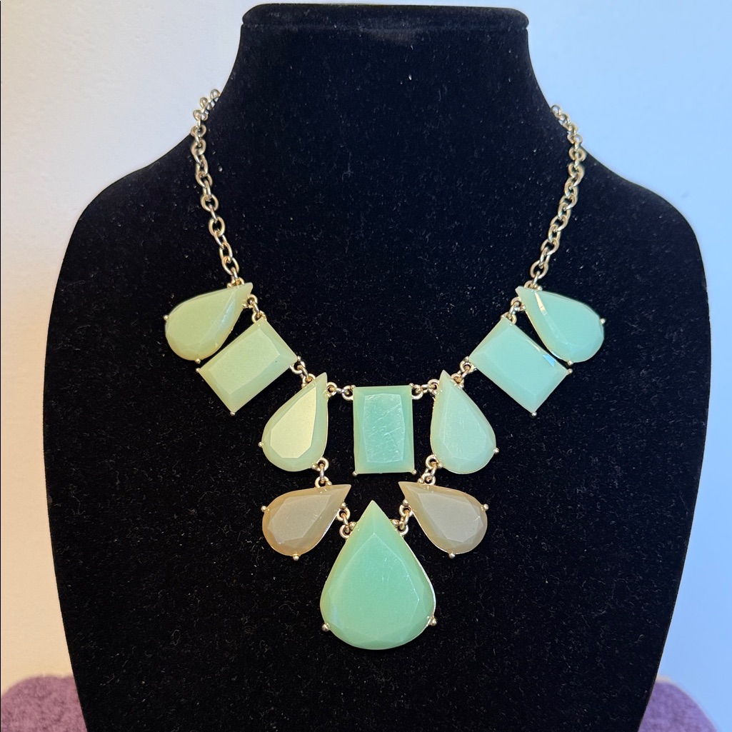 Green And Tan Beautiful Statement Necklace